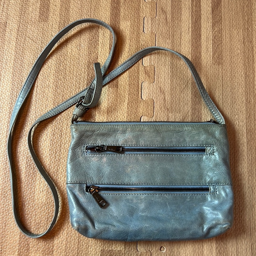 HOBO INTERNATIONAL blue leather crossbody double zipper